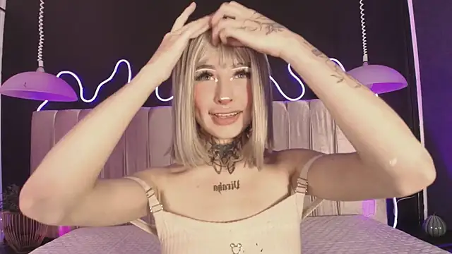 Zhally Dee online show from 03/03/26, 07:42