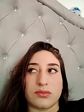 Snapshot of KARINA_FLOWER_ chatting on 10/15/25, 07:03 KARINA FLOWER online show from 10/15/25, 07:03