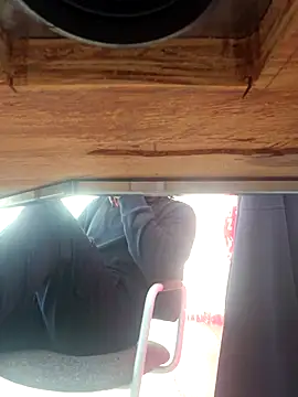 Snapshot of Gotabodiee chatting on 10/24/25, 12:12 Gotabodiee online show from 10/24/25, 12:12