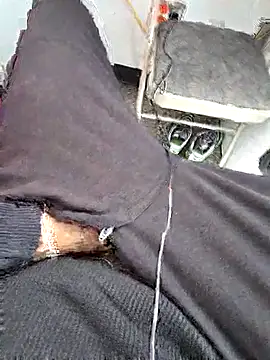 Snapshot of Gotabodiee chatting on 11/25/25, 01:00 Gotabodiee online show from 11/25/25, 01:00