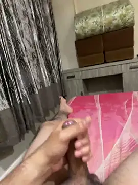 Snapshot of njariwala6 chatting on 03/24/26, 07:30 njariwala6 online show from 03/24/26, 07:30