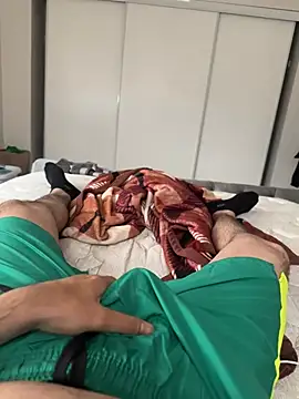 Snapshot of njariwala6 chatting on 04/16/26, 09:04 njariwala6 online show from 04/16/26, 09:04