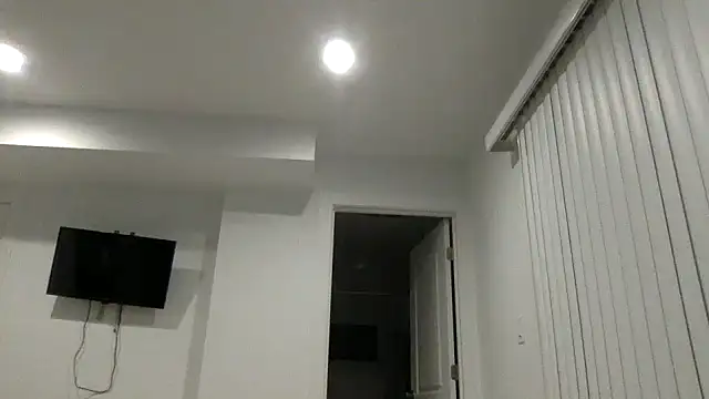 Snapshot of TheDaddy005 chatting on 03/09/25, 02:39 TheDaddy005 online show from 03/09/25, 02:39