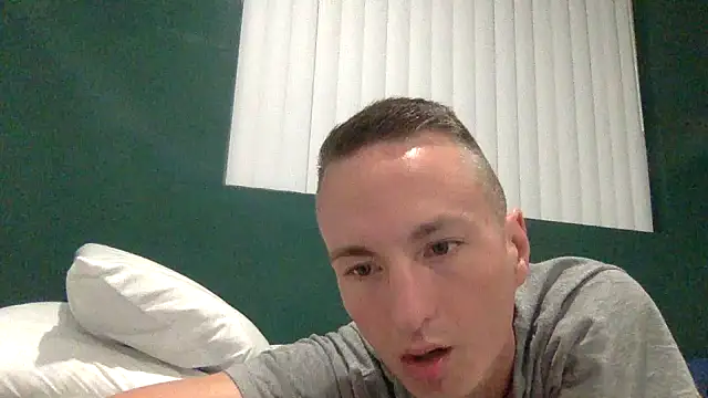 Snapshot of TheDaddy005 chatting on 03/12/25, 03:46 TheDaddy005 online show from 03/12/25, 03:46