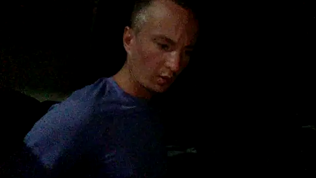 Snapshot of TheDaddy005 chatting on 03/20/25, 11:45 TheDaddy005 online show from 03/20/25, 11:45