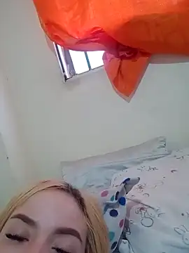 sara crushx online show from 03/07/25, 10:43