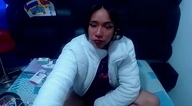 XxxReinaSexyBodyxxX777 online show from 03/11/25, 01:01