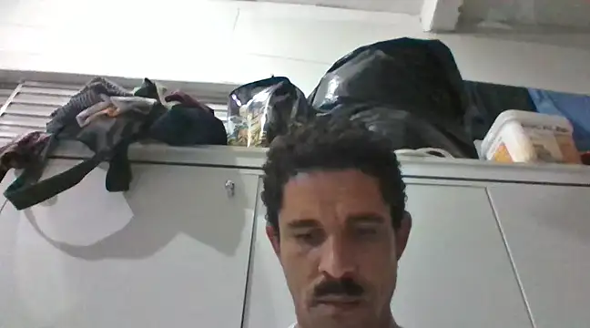 Gui23556 online show from 03/08/25, 01:17