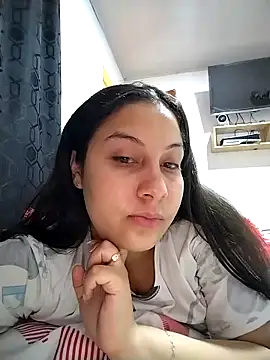 Snapshot of esmeralda_jadees chatting on 05/07/26, 01:16 esmeralda jadees online show from 05/07/26, 01:16