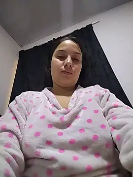 Snapshot of esmeralda_jadees chatting on 05/16/26, 02:27 esmeralda jadees online show from 05/16/26, 02:27