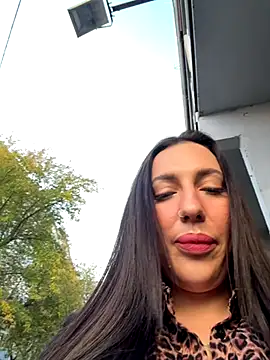 Snapshot of AleksandraRich chatting on 10/02/25, 02:29 AleksandraRich online show from 10/02/25, 02:29