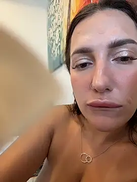 Snapshot of AleksandraRich chatting on 01/16/26, 01:09 AleksandraRich online show from 01/16/26, 01:09