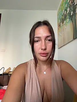 Snapshot of AleksandraRich chatting on 03/27/26, 01:33 AleksandraRich online show from 03/27/26, 01:33