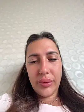 Snapshot of AleksandraRich chatting on 06/20/26, 12:58 AleksandraRich online show from 06/20/26, 12:58