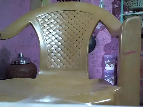 Snapshot of himvilohi08 chatting on 11/23/25, 05:29 himvilohi08 online show from 11/23/25, 05:29