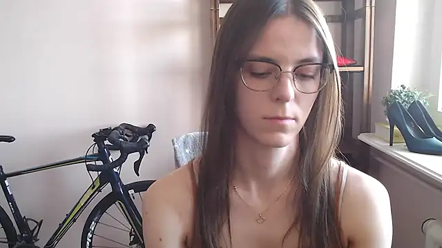 love megi online show from 03/03/26, 02:23