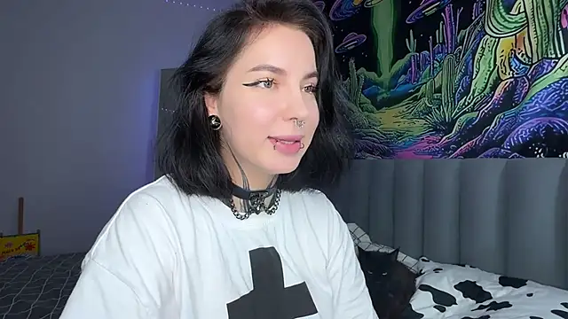 Snapshot of yourvodka chatting on 10/03/25, 12:46 yourvodka online show from 10/03/25, 12:46