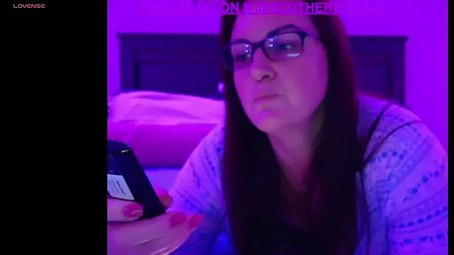 SouthernElle1 online show from 09/30/25, 12:48