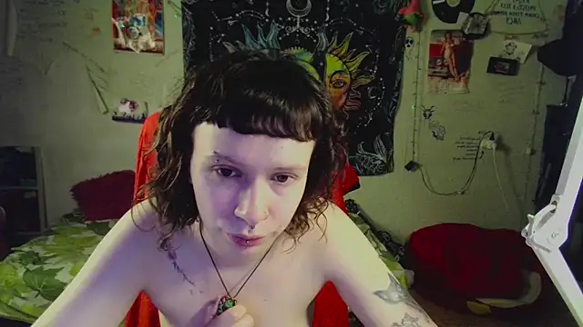 Snapshot of Lil_foxxx chatting on 06/23/26, 05:55 Lil foxxx online show from 06/23/26, 05:55