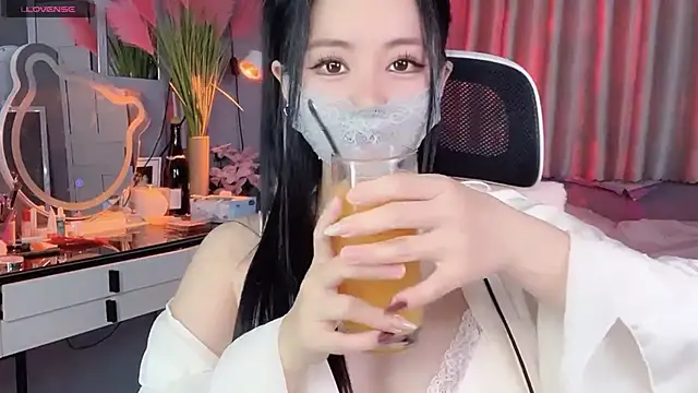 MI KA22 online show from 10/23/25, 07:07