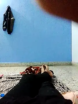 Snapshot of im_clit_sucker chatting on 10/04/25, 09:13 im clit sucker online show from 10/04/25, 09:13