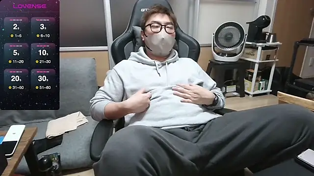 Snapshot of donkey_0628 chatting on 03/07/25, 12:45 donkey 0628 online show from 03/07/25, 12:45