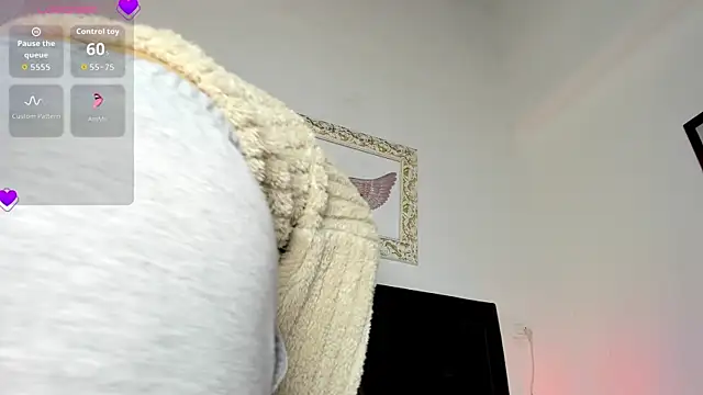 Lola Blondie online show from 10/01/25, 12:11