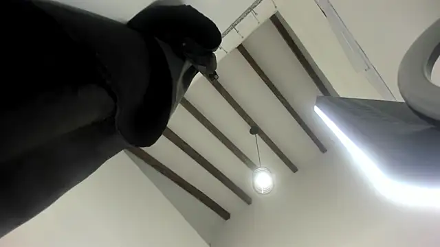 Lola Blondie online show from 11/17/25, 12:11