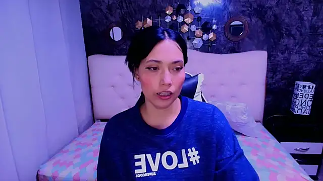 Snapshot of _LiilyWong chatting on 09/20/25, 04:57 LiilyWong online show from 09/20/25, 04:57