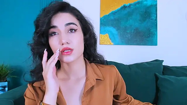 Snapshot of Maya_Rogerss chatting on 11/02/25, 02:52 Maya Rogerss online show from 11/02/25, 02:52