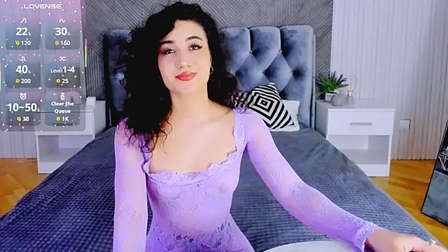 Snapshot of Maya_Rogerss chatting on 11/29/25, 02:42 Maya Rogerss online show from 11/29/25, 02:42