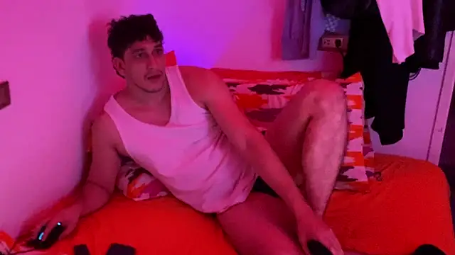 Snapshot of chicoinhibido chatting on 03/18/25, 11:31 chicoinhibido online show from 03/18/25, 11:31