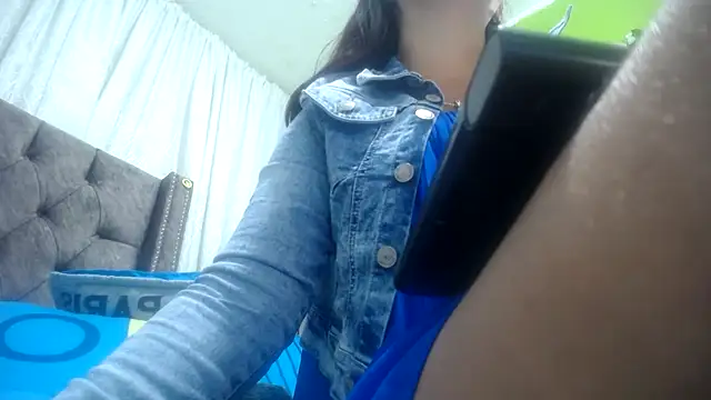 Snapshot of ANA-BULLOCK- chatting on 10/04/25, 12:03 ANA-BULLOCK- online show from 10/04/25, 12:03