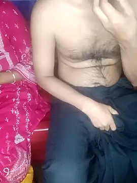 Snapshot of Papri_Couple chatting on 03/20/25, 01:02 Papri Couple online show from 03/20/25, 01:02