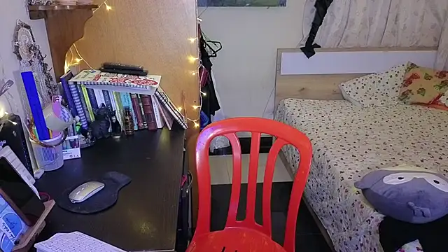 ValkaBlue online show from 09/27/25, 02:16