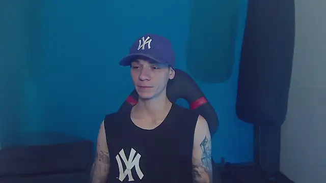 Snapshot of Burperking420_ chatting on 03/11/25, 08:53 Burperking420 online show from 03/11/25, 08:53