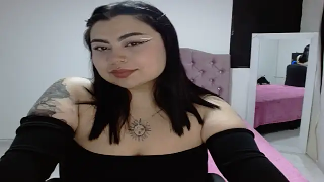 Snapshot of ISABELLA1609 chatting on 03/07/25, 02:56 ISABELLA1609 online show from 03/07/25, 02:56