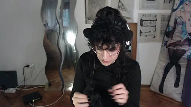 Snapshot of PainPrince69 chatting on 05/19/26, 03:24 PainPrince69 online show from 05/19/26, 03:24