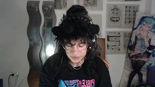 Snapshot of PainPrince69 chatting on 05/20/26, 03:24 PainPrince69 online show from 05/20/26, 03:24