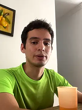 Thiagobb7 online show from 10/31/25, 06:31