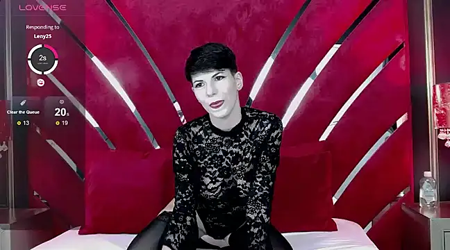 Snapshot of Roxxy_Rouge chatting on 03/10/25, 05:39 Roxxy Rouge online show from 03/10/25, 05:39