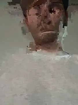 Snapshot of anfisa99 chatting on 11/24/25, 11:32 anfisa99 online show from 11/24/25, 11:32