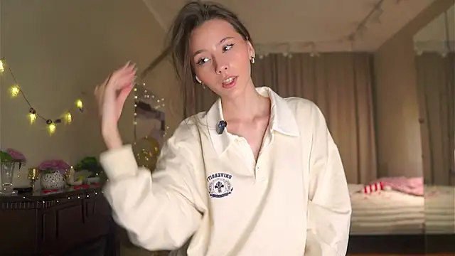 Snapshot of EditaBails chatting on 03/11/26, 07:42 EditaBails online show from 03/11/26, 07:42