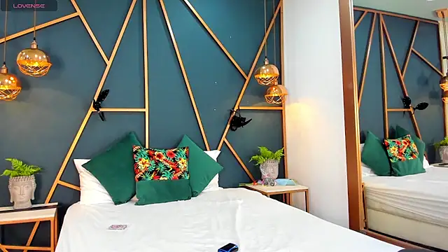 Snapshot of Lia_Valmont chatting on 03/07/26, 03:53 Lia Valmont online show from 03/07/26, 03:53