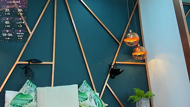 Snapshot of Lia_Valmont chatting on 03/14/26, 03:28 Lia Valmont online show from 03/14/26, 03:28