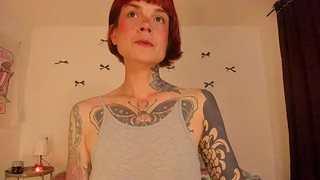 Alessamoth online show from 06/22/26, 08:28