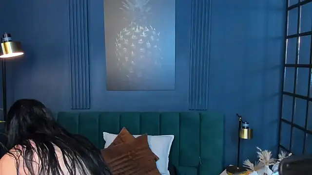 Snapshot of roxy_hell chatting on 01/07/26, 12:18 roxy hell online show from 01/07/26, 12:18