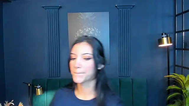 Snapshot of roxy_hell chatting on 02/03/26, 01:05 roxy hell online show from 02/03/26, 01:05