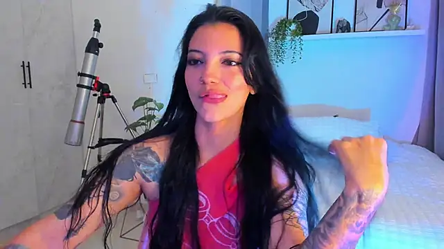 Snapshot of roxy_hell chatting on 03/08/26, 11:14 roxy hell online show from 03/08/26, 11:14