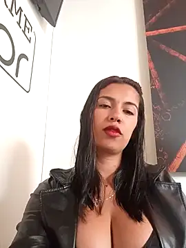Snapshot of Nathaly_12 chatting on 06/30/26, 03:57 Nathaly 12 online show from 06/30/26, 03:57